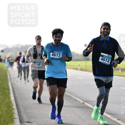 12.04.2026 - 45. Internationalen Wilhelmsburger Insellauf Dr. Thomas Lammeyer http://msf.ph/oto/9447914 12.04.2026 10:32:10 Laufen 2168, 4613, 4612, 4612 meine-sportfotos.de