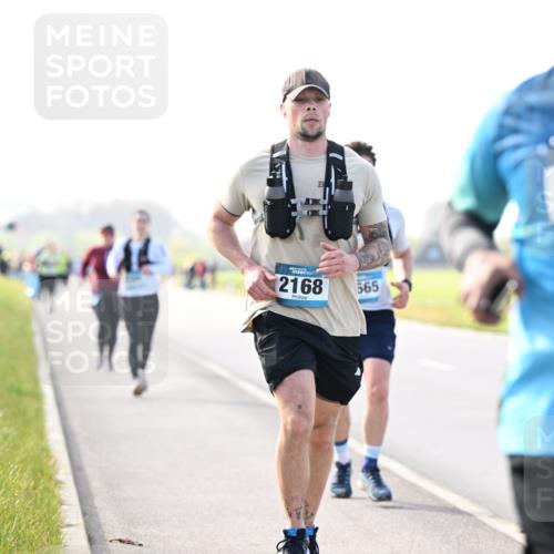 12.04.2026 - 45. Internationalen Wilhelmsburger Insellauf Dr. Thomas Lammeyer http://msf.ph/oto/9447924 12.04.2026 10:32:13 Laufen 2168, 565, 4613 meine-sportfotos.de