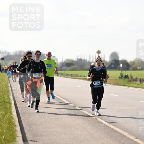 12.04.2026 - 45. Internationalen Wilhelmsburger Insellauf Dr. Thomas Lammeyer http://msf.ph/oto/9447978 12.04.2026 10:32:45 Laufen 5533, 4486, 4732 meine-sportfotos.de