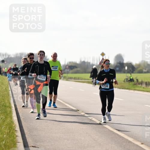 12.04.2026 - 45. Internationalen Wilhelmsburger Insellauf Dr. Thomas Lammeyer http://msf.ph/oto/9447981 12.04.2026 10:32:46 Laufen 5533, 4486, 4732 meine-sportfotos.de