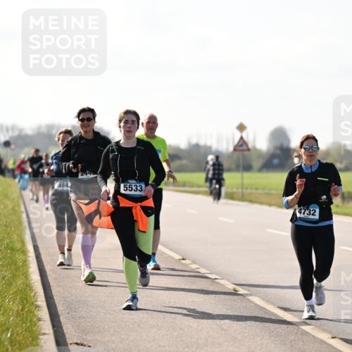 12.04.2026 - 45. Internationalen Wilhelmsburger Insellauf Dr. Thomas Lammeyer http://msf.ph/oto/9447991 12.04.2026 10:32:47 Laufen 484, 5533, 4732 meine-sportfotos.de