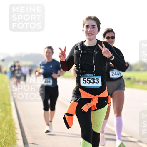 12.04.2026 - 45. Internationalen Wilhelmsburger Insellauf Dr. Thomas Lammeyer http://msf.ph/oto/9448009 12.04.2026 10:32:50 Laufen 5533, 2449 meine-sportfotos.de