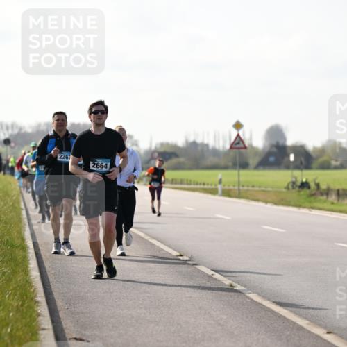 12.04.2026 - 45. Internationalen Wilhelmsburger Insellauf Dr. Thomas Lammeyer http://msf.ph/oto/9448049 12.04.2026 10:33:03 Laufen 2267, 2664 meine-sportfotos.de