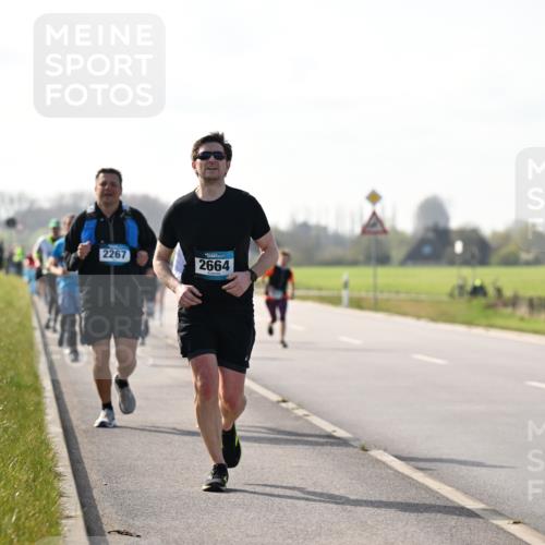 12.04.2026 - 45. Internationalen Wilhelmsburger Insellauf Dr. Thomas Lammeyer http://msf.ph/oto/9448057 12.04.2026 10:33:04 Laufen 2267, 2664 meine-sportfotos.de