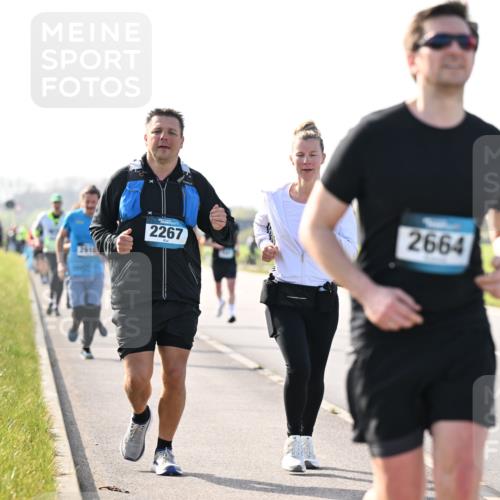 12.04.2026 - 45. Internationalen Wilhelmsburger Insellauf Dr. Thomas Lammeyer http://msf.ph/oto/9448074 12.04.2026 10:33:07 Laufen 2610, 2267, 2664 meine-sportfotos.de