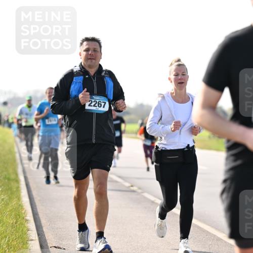 12.04.2026 - 45. Internationalen Wilhelmsburger Insellauf Dr. Thomas Lammeyer http://msf.ph/oto/9448078 12.04.2026 10:33:08 Laufen 2267, 2664 meine-sportfotos.de