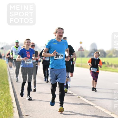 12.04.2026 - 45. Internationalen Wilhelmsburger Insellauf Dr. Thomas Lammeyer http://msf.ph/oto/9448091 12.04.2026 10:33:11 Laufen 2962, 2919 meine-sportfotos.de