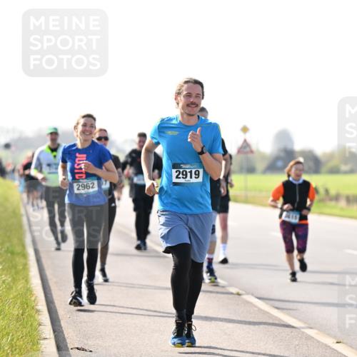 12.04.2026 - 45. Internationalen Wilhelmsburger Insellauf Dr. Thomas Lammeyer http://msf.ph/oto/9448093 12.04.2026 10:33:12 Laufen 2962, 2919 meine-sportfotos.de