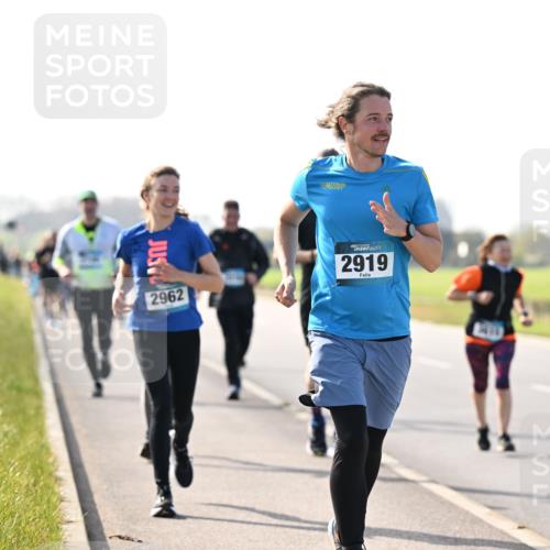 12.04.2026 - 45. Internationalen Wilhelmsburger Insellauf Dr. Thomas Lammeyer http://msf.ph/oto/9448099 12.04.2026 10:33:12 Laufen 2962, 2919 meine-sportfotos.de
