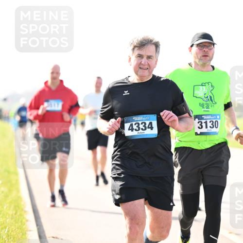 12.04.2026 - 45. Internationalen Wilhelmsburger Insellauf Dr. Thomas Lammeyer http://msf.ph/oto/9448190 12.04.2026 10:33:32 Laufen 45, 4334, 42, 3130, 270 meine-sportfotos.de
