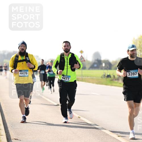 12.04.2026 - 45. Internationalen Wilhelmsburger Insellauf Dr. Thomas Lammeyer http://msf.ph/oto/9448277 12.04.2026 10:33:50 Laufen 4476, 4477, 3397, 48 meine-sportfotos.de