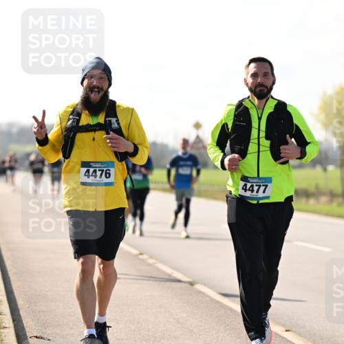 12.04.2026 - 45. Internationalen Wilhelmsburger Insellauf Dr. Thomas Lammeyer http://msf.ph/oto/9448288 12.04.2026 10:33:52 Laufen 4476, 4477 meine-sportfotos.de