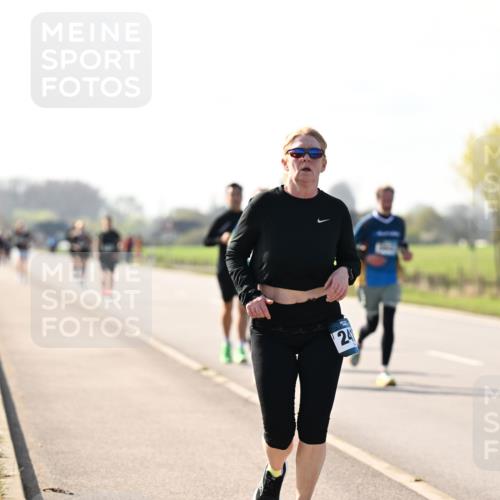 12.04.2026 - 45. Internationalen Wilhelmsburger Insellauf Dr. Thomas Lammeyer http://msf.ph/oto/9448299 12.04.2026 10:33:55 Laufen 24 meine-sportfotos.de