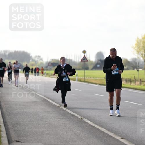 12.04.2026 - 45. Internationalen Wilhelmsburger Insellauf Dr. Thomas Lammeyer http://msf.ph/oto/9448347 12.04.2026 10:34:20 Laufen 2800, 2193 meine-sportfotos.de