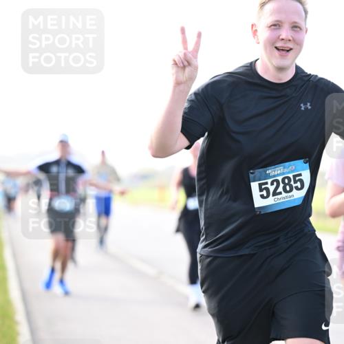 12.04.2026 - 45. Internationalen Wilhelmsburger Insellauf Dr. Thomas Lammeyer http://msf.ph/oto/9448394 12.04.2026 10:34:34 Laufen 5285, 3743 meine-sportfotos.de