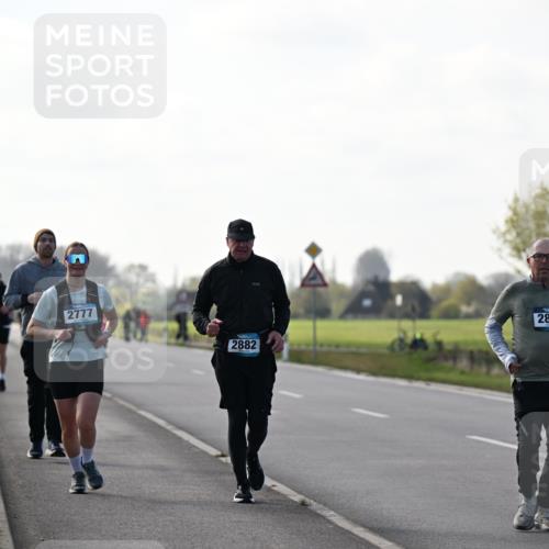 12.04.2026 - 45. Internationalen Wilhelmsburger Insellauf Dr. Thomas Lammeyer http://msf.ph/oto/9448444 12.04.2026 10:34:50 Laufen 2777, 2864, 2882 meine-sportfotos.de