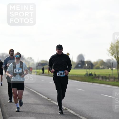 12.04.2026 - 45. Internationalen Wilhelmsburger Insellauf Dr. Thomas Lammeyer http://msf.ph/oto/9448449 12.04.2026 10:34:51 Laufen 2777, 2882, 2864 meine-sportfotos.de