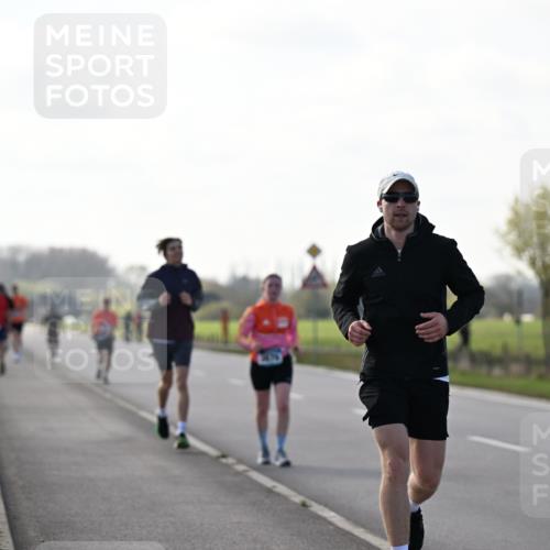 12.04.2026 - 45. Internationalen Wilhelmsburger Insellauf Dr. Thomas Lammeyer http://msf.ph/oto/9448507 12.04.2026 10:35:01 Laufen  meine-sportfotos.de