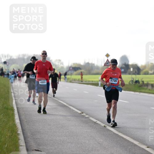 12.04.2026 - 45. Internationalen Wilhelmsburger Insellauf Dr. Thomas Lammeyer http://msf.ph/oto/9448528 12.04.2026 10:35:13 Laufen 2142, 4865, 19, 5720 meine-sportfotos.de
