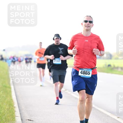 12.04.2026 - 45. Internationalen Wilhelmsburger Insellauf Dr. Thomas Lammeyer http://msf.ph/oto/9448554 12.04.2026 10:35:17 Laufen 2142, 4865 meine-sportfotos.de