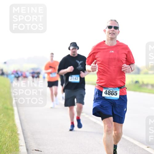 12.04.2026 - 45. Internationalen Wilhelmsburger Insellauf Dr. Thomas Lammeyer http://msf.ph/oto/9448555 12.04.2026 10:35:17 Laufen 2142, 4865 meine-sportfotos.de