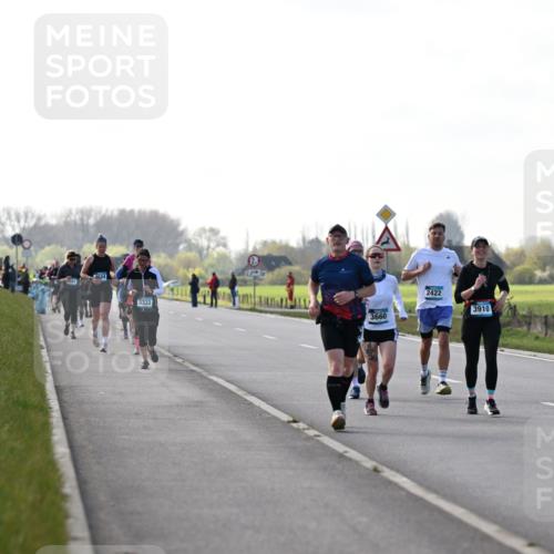 12.04.2026 - 45. Internationalen Wilhelmsburger Insellauf Dr. Thomas Lammeyer http://msf.ph/oto/9448605 12.04.2026 10:35:39 Laufen 3333, 3660, 2422, 3910 meine-sportfotos.de