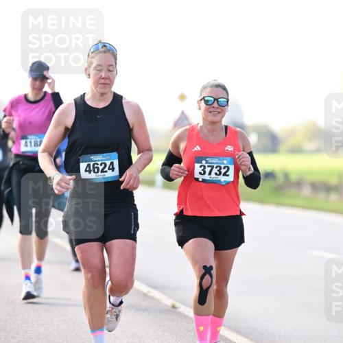 12.04.2026 - 45. Internationalen Wilhelmsburger Insellauf Dr. Thomas Lammeyer http://msf.ph/oto/9448643 12.04.2026 10:35:51 Laufen 418, 4624, 3732 meine-sportfotos.de