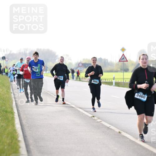 12.04.2026 - 45. Internationalen Wilhelmsburger Insellauf Dr. Thomas Lammeyer http://msf.ph/oto/9448731 12.04.2026 10:36:10 Laufen 491, 3748, 4956, 5806, 3460 meine-sportfotos.de