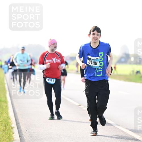 12.04.2026 - 45. Internationalen Wilhelmsburger Insellauf Dr. Thomas Lammeyer http://msf.ph/oto/9448769 12.04.2026 10:36:16 Laufen 3748, 3748, 4911 meine-sportfotos.de