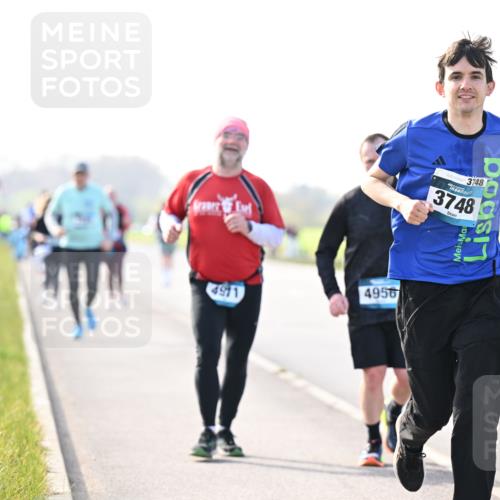12.04.2026 - 45. Internationalen Wilhelmsburger Insellauf Dr. Thomas Lammeyer http://msf.ph/oto/9448777 12.04.2026 10:36:17 Laufen 4956, 4911, 3748, 3748 meine-sportfotos.de