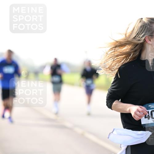 12.04.2026 - 45. Internationalen Wilhelmsburger Insellauf Dr. Thomas Lammeyer http://msf.ph/oto/9448843 12.04.2026 10:36:30 Laufen 45, 4081 meine-sportfotos.de