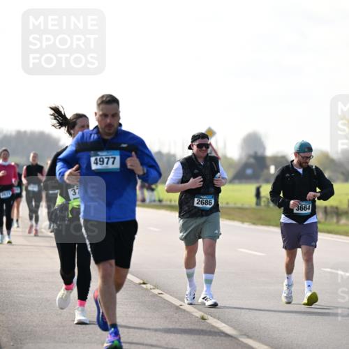 12.04.2026 - 45. Internationalen Wilhelmsburger Insellauf Dr. Thomas Lammeyer http://msf.ph/oto/9448851 12.04.2026 10:36:33 Laufen 4977, 2686, 3664 meine-sportfotos.de