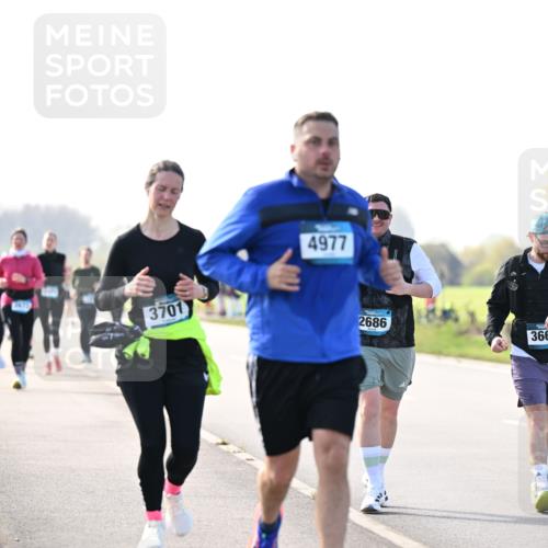 12.04.2026 - 45. Internationalen Wilhelmsburger Insellauf Dr. Thomas Lammeyer http://msf.ph/oto/9448857 12.04.2026 10:36:34 Laufen 3701, 4977, 2686, 3664 meine-sportfotos.de