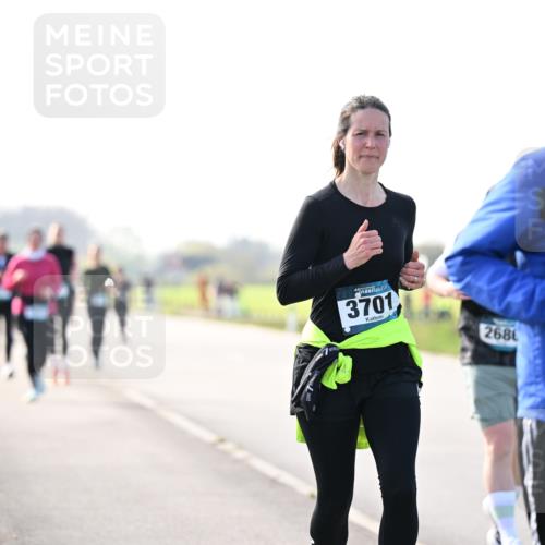 12.04.2026 - 45. Internationalen Wilhelmsburger Insellauf Dr. Thomas Lammeyer http://msf.ph/oto/9448865 12.04.2026 10:36:35 Laufen 45, 3701, 268, 4977 meine-sportfotos.de