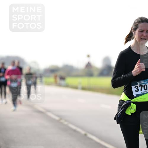 12.04.2026 - 45. Internationalen Wilhelmsburger Insellauf Dr. Thomas Lammeyer http://msf.ph/oto/9448870 12.04.2026 10:36:36 Laufen 3701, 586 meine-sportfotos.de