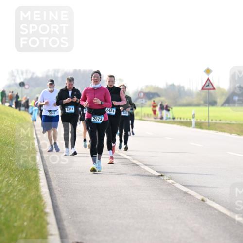 12.04.2026 - 45. Internationalen Wilhelmsburger Insellauf Dr. Thomas Lammeyer http://msf.ph/oto/9448879 12.04.2026 10:36:38 Laufen 2811, 5741, 2673, 2481, 448 meine-sportfotos.de