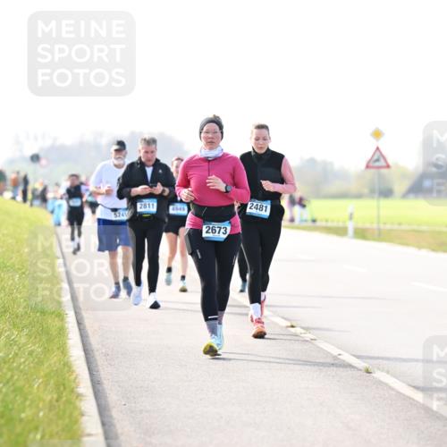 12.04.2026 - 45. Internationalen Wilhelmsburger Insellauf Dr. Thomas Lammeyer http://msf.ph/oto/9448891 12.04.2026 10:36:40 Laufen 2811, 4545, 2481, 5741, 2673 meine-sportfotos.de