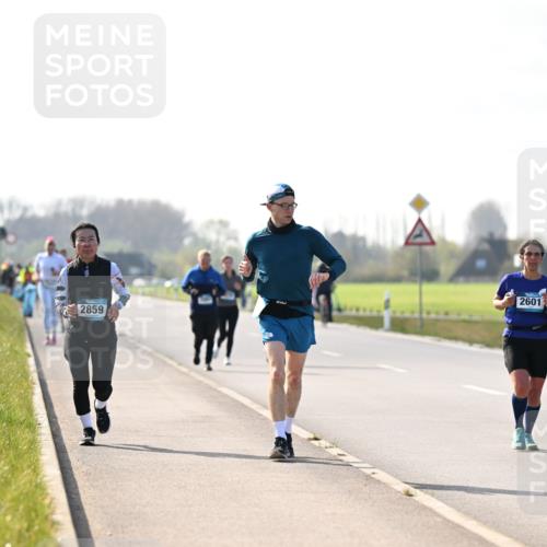 12.04.2026 - 45. Internationalen Wilhelmsburger Insellauf Dr. Thomas Lammeyer http://msf.ph/oto/9448934 12.04.2026 10:36:51 Laufen 2859, 2601 meine-sportfotos.de