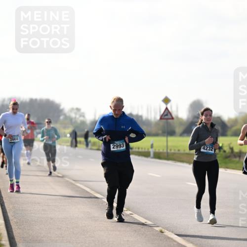 12.04.2026 - 45. Internationalen Wilhelmsburger Insellauf Dr. Thomas Lammeyer http://msf.ph/oto/9448968 12.04.2026 10:37:02 Laufen 2668, 2993, 4232, 3671 meine-sportfotos.de