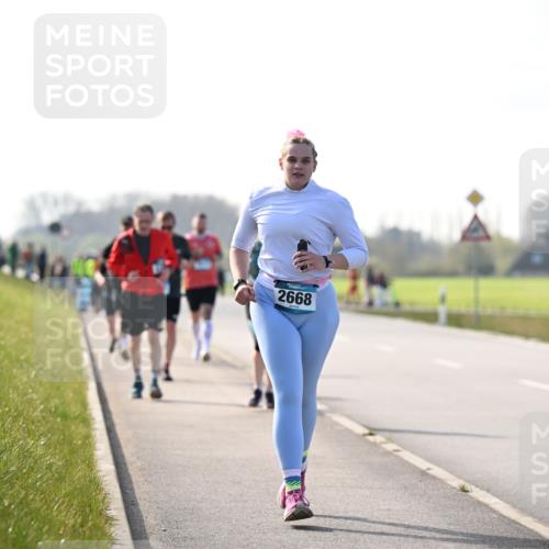 12.04.2026 - 45. Internationalen Wilhelmsburger Insellauf Dr. Thomas Lammeyer http://msf.ph/oto/9448996 12.04.2026 10:37:07 Laufen 2668 meine-sportfotos.de