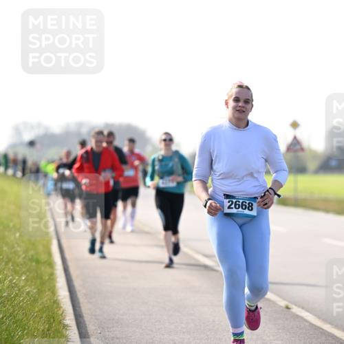 12.04.2026 - 45. Internationalen Wilhelmsburger Insellauf Dr. Thomas Lammeyer http://msf.ph/oto/9449003 12.04.2026 10:37:08 Laufen 2668 meine-sportfotos.de