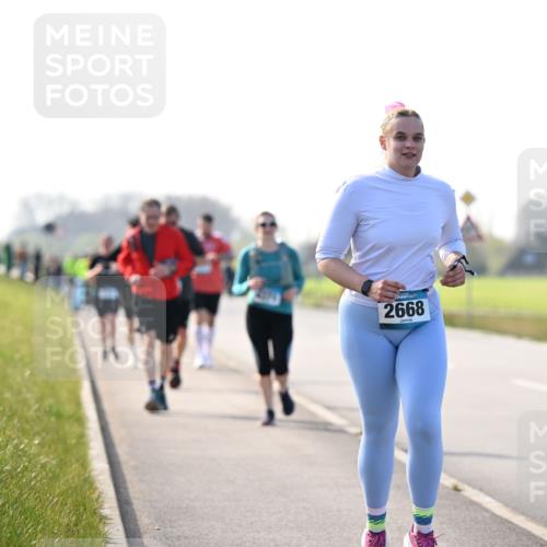12.04.2026 - 45. Internationalen Wilhelmsburger Insellauf Dr. Thomas Lammeyer http://msf.ph/oto/9449004 12.04.2026 10:37:08 Laufen 2668 meine-sportfotos.de