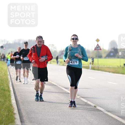 12.04.2026 - 45. Internationalen Wilhelmsburger Insellauf Dr. Thomas Lammeyer http://msf.ph/oto/9449021 12.04.2026 10:37:11 Laufen 4371 meine-sportfotos.de