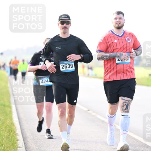 12.04.2026 - 45. Internationalen Wilhelmsburger Insellauf Dr. Thomas Lammeyer http://msf.ph/oto/9449063 12.04.2026 10:37:18 Laufen 474, 45, 2539 meine-sportfotos.de