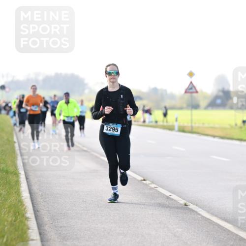 12.04.2026 - 45. Internationalen Wilhelmsburger Insellauf Dr. Thomas Lammeyer http://msf.ph/oto/9449076 12.04.2026 10:37:24 Laufen 3295 meine-sportfotos.de