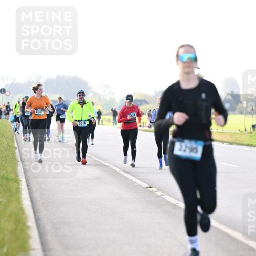 12.04.2026 - 45. Internationalen Wilhelmsburger Insellauf Dr. Thomas Lammeyer http://msf.ph/oto/9449093 12.04.2026 10:37:27 Laufen 5367, 3018, 239, 3295 meine-sportfotos.de