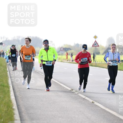 12.04.2026 - 45. Internationalen Wilhelmsburger Insellauf Dr. Thomas Lammeyer http://msf.ph/oto/9449111 12.04.2026 10:37:31 Laufen 5367, 3239, 3018, 2644 meine-sportfotos.de