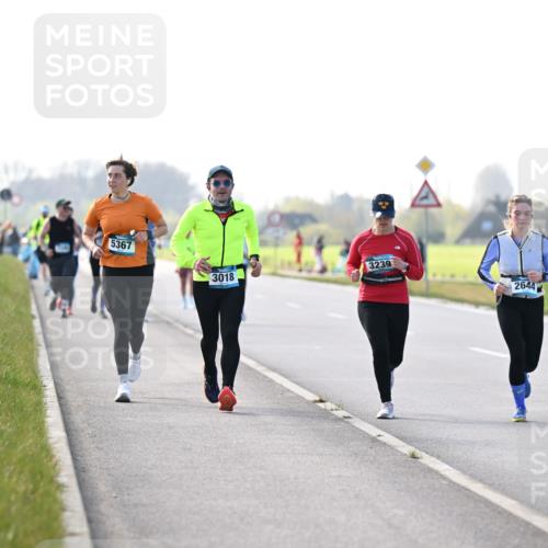 12.04.2026 - 45. Internationalen Wilhelmsburger Insellauf Dr. Thomas Lammeyer http://msf.ph/oto/9449113 12.04.2026 10:37:31 Laufen 5367, 3239, 3018, 2644 meine-sportfotos.de