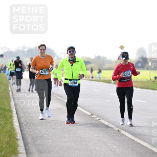 12.04.2026 - 45. Internationalen Wilhelmsburger Insellauf Dr. Thomas Lammeyer http://msf.ph/oto/9449120 12.04.2026 10:37:32 Laufen 5367, 3018, 3239, 2644 meine-sportfotos.de