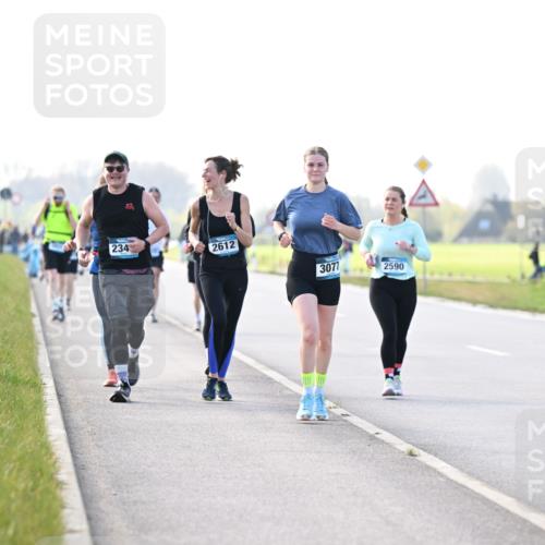 12.04.2026 - 45. Internationalen Wilhelmsburger Insellauf Dr. Thomas Lammeyer http://msf.ph/oto/9449141 12.04.2026 10:37:40 Laufen 234, 2612, 3077, 2590 meine-sportfotos.de